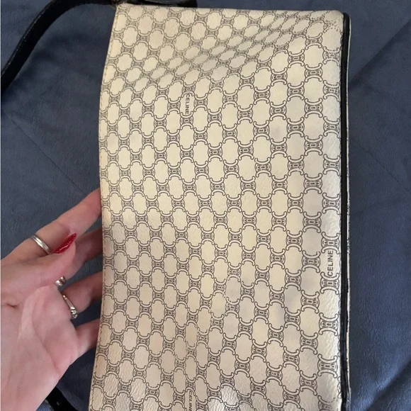 Celine Beige and Black Shoulder Bag - Picture 7 of 8